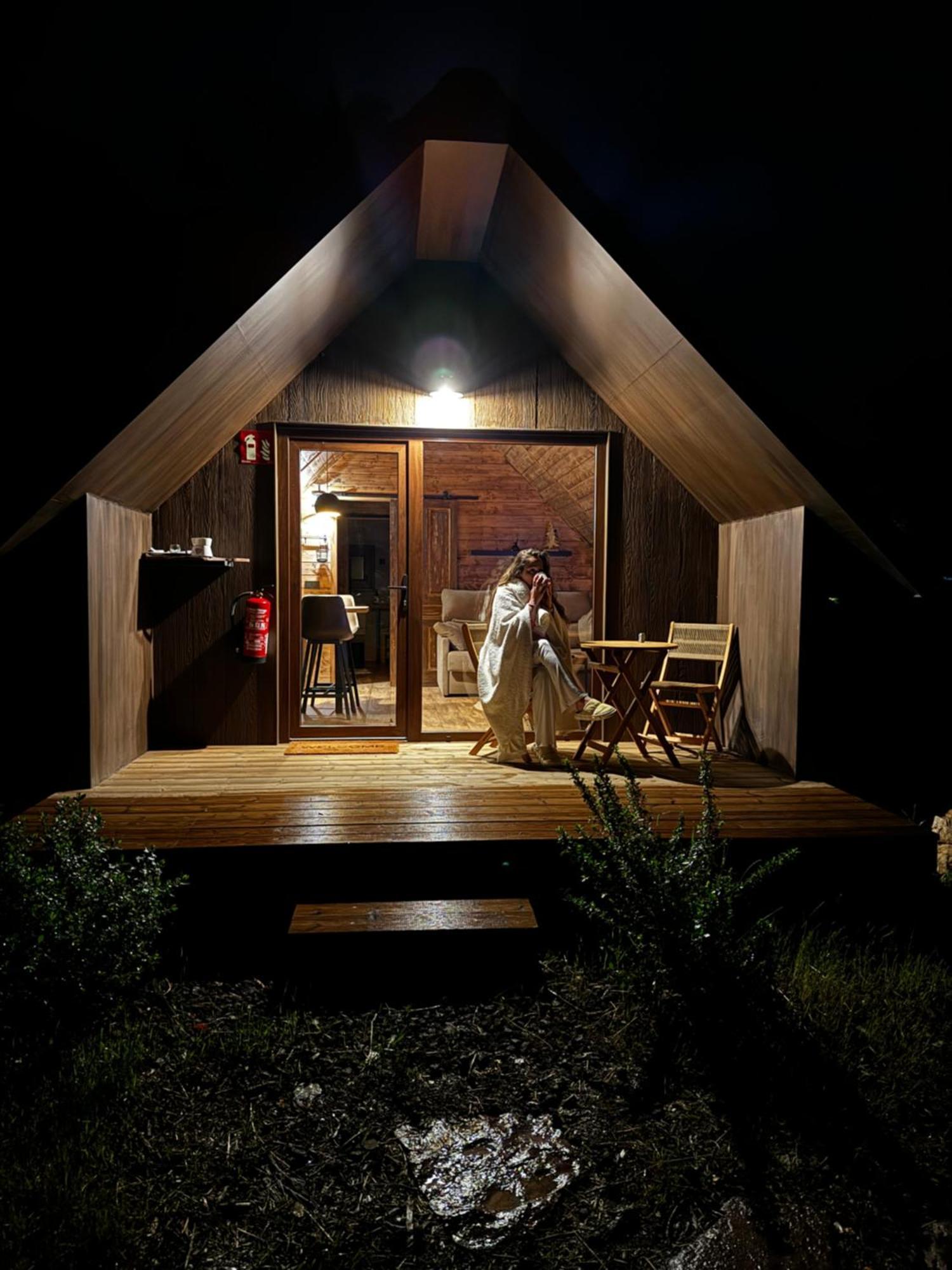 Cabanas De Les Flors Gramos ภายนอก รูปภาพ